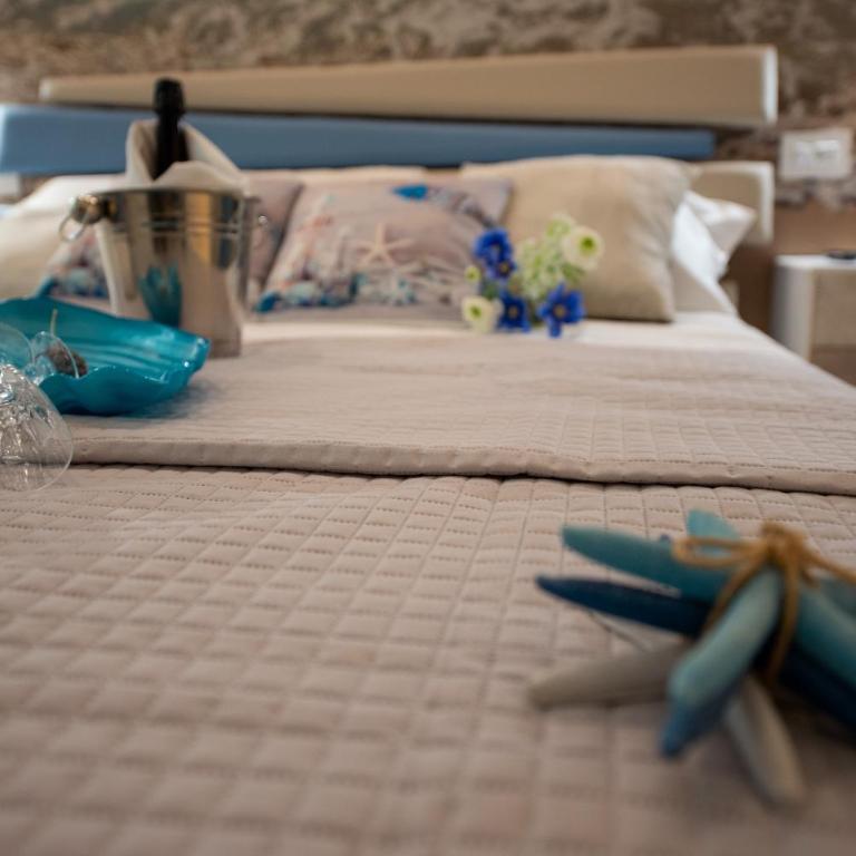 Le Radici Accomodation - King Room with Balcony - 4