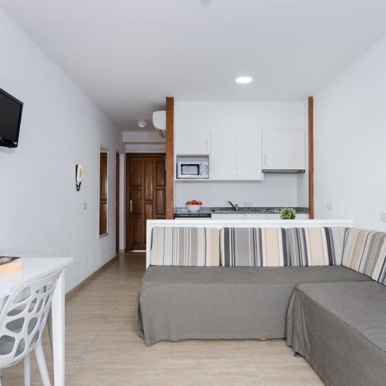 Apartamentos venecia a unos pasos de la playa - Apartamento de 1 dormitorio - 12