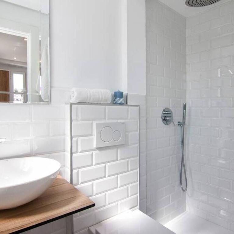 Rosarioseis ALHAMBRA - One-Bedroom Apartment - 24