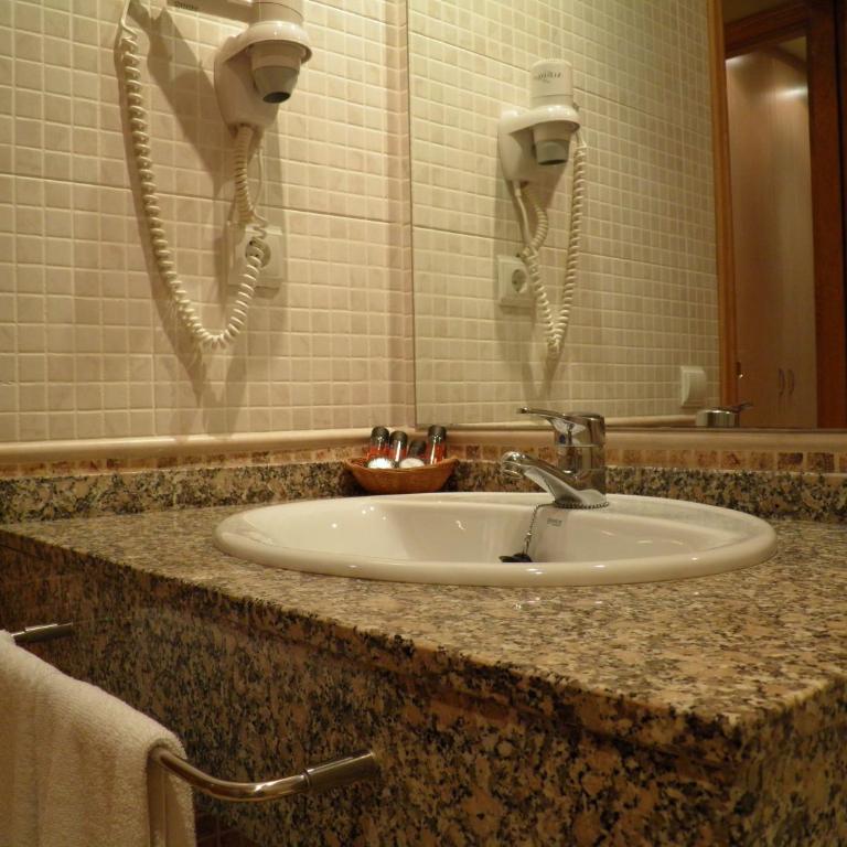 Apartaments St. Jordi Comtal - Apartamento de 2 dormitorios (4 adultos) - 24