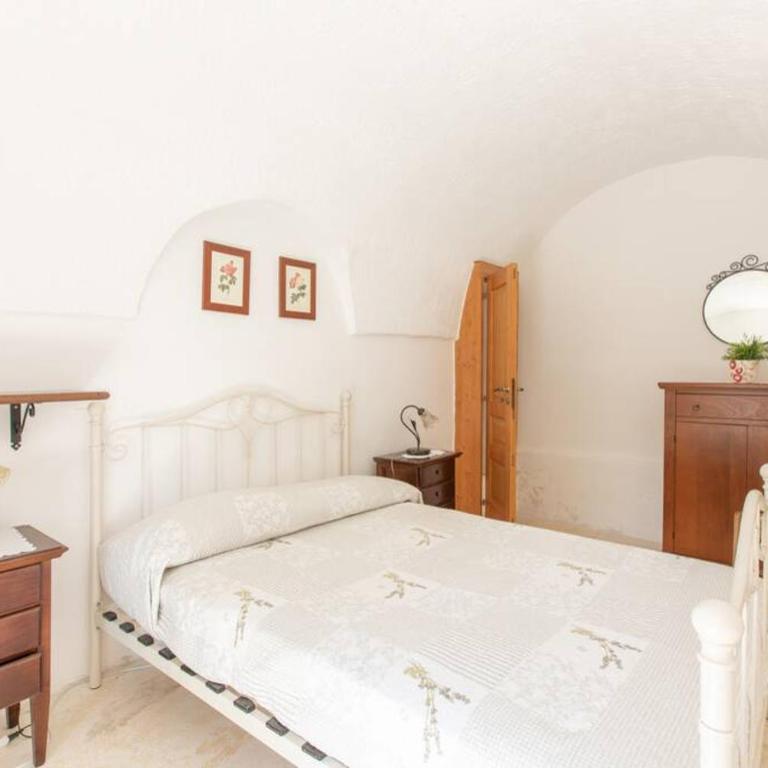 Trulli Antonio, Authentic apulian Trullo with private pool - Villa con Piscina Privata - 19
