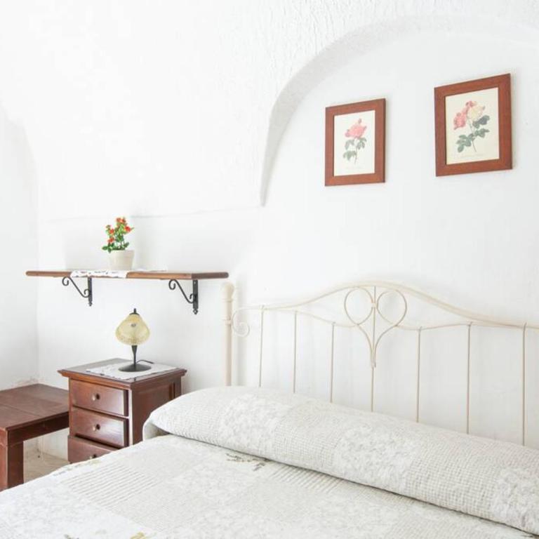 Trulli Antonio, Authentic apulian Trullo with private pool - Villa con Piscina Privata - 40