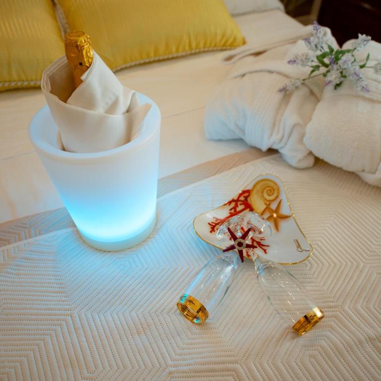 Le Radici Accomodation - King Room with Balcony - 11