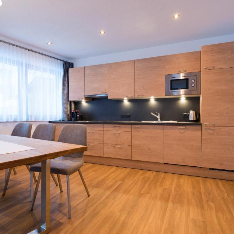 Arlalps Apart - Apartment mit 3 Schlafzimmern - 7