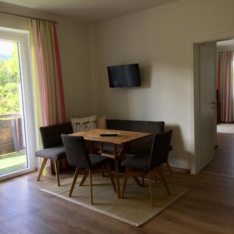 Appartements Käthe - Apartment mit Blick auf die Berge - 9