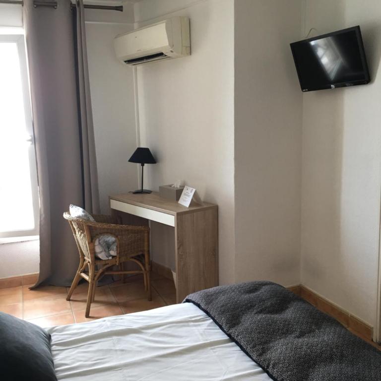 Hôtel Le Mistral - Chambre Double Standard - 9