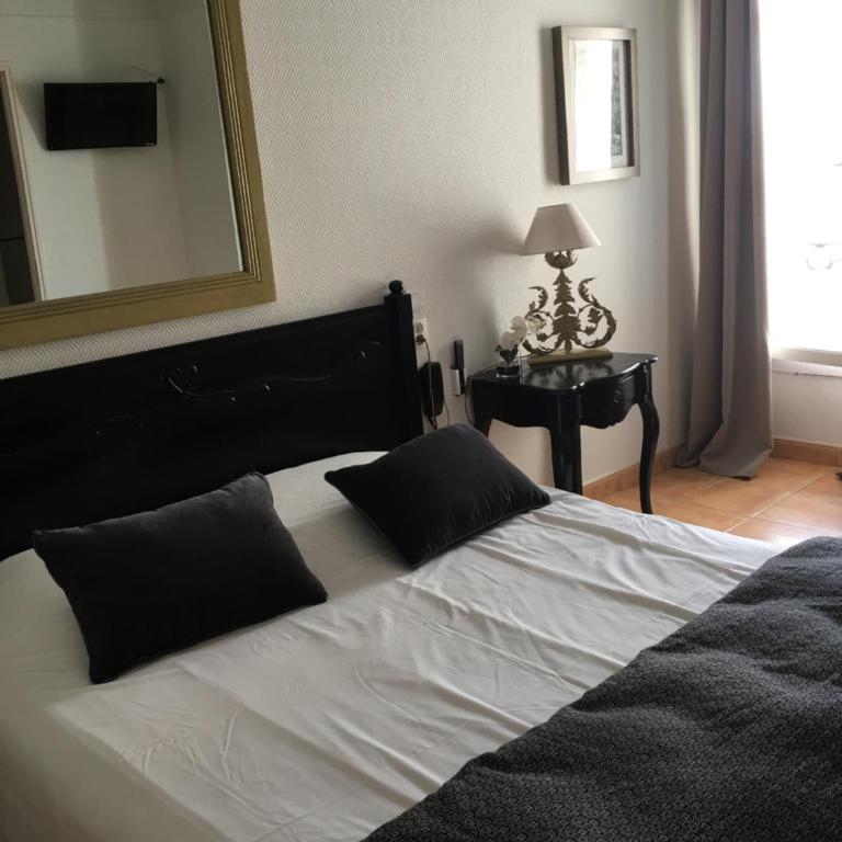Hôtel Le Mistral - Chambre Double Standard - 11