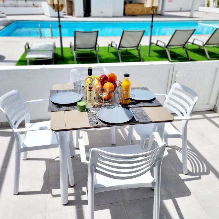 Luxury Atlantico View - Two-Bedroom Apartment - 11