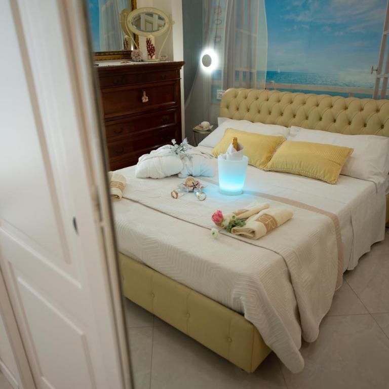 Le Radici Accomodation - King Room with Balcony - 20