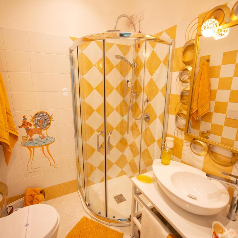 Le Radici Accomodation - King Room with Balcony - 22