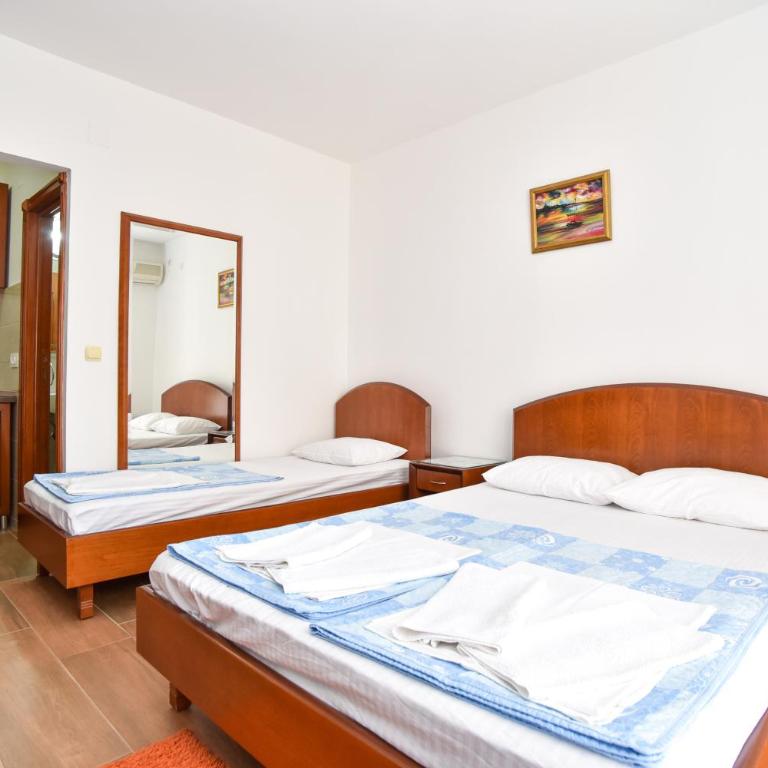 Vila IDILA - Standardni Trokrevetni Studio - 9