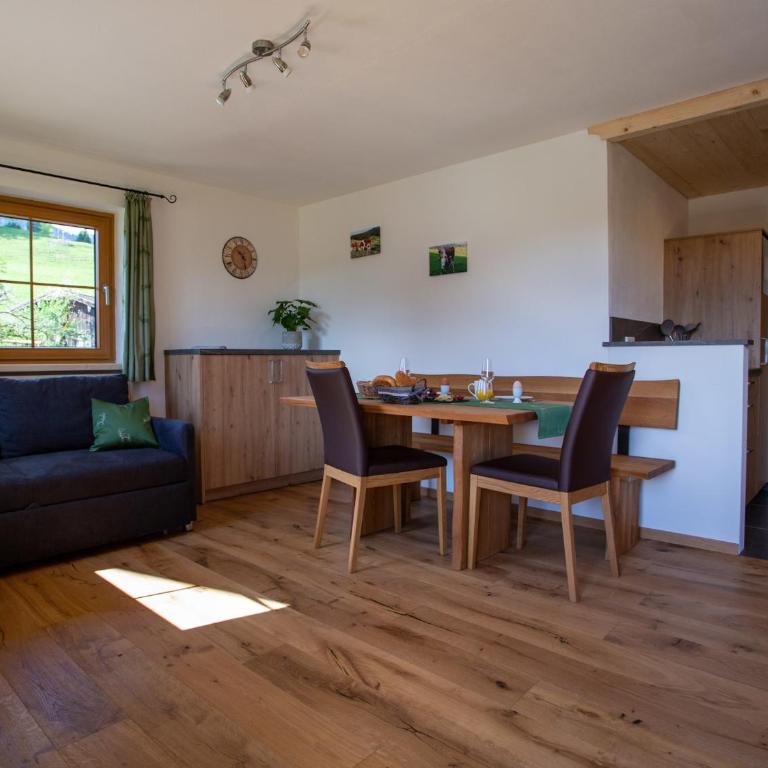 Ramslerhof - Chiemgau Karte - Apartment mit Balkon - 3