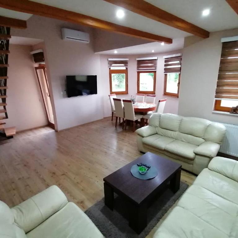 Garden Blue Sarajevo - free Parking - Deluks Apartman - 10