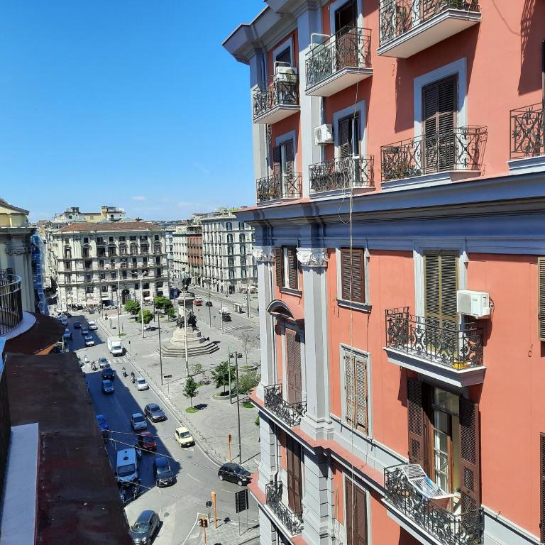 Napoli central - Double Room with Private Bathroom - 2