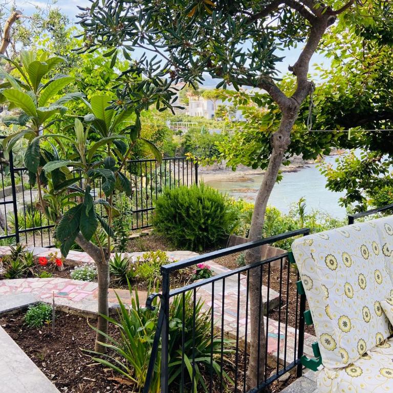 Villa Ninetta-Isabella - Two-Bedroom House - 22