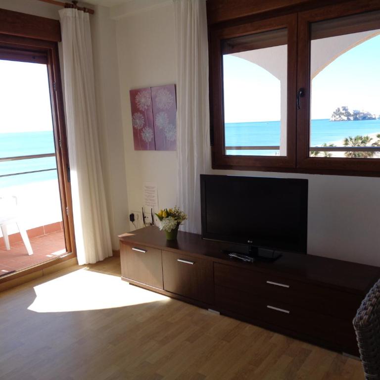 Primera Línea de Playa, Ada Benedicto XIII, Aire acondicionado, WiFi, Parking - Apartamento con vistas al mar - 4ª planta - 8