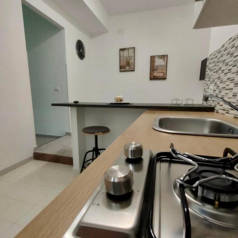Casa Sciuti - One-Bedroom Standard Apartment - 4