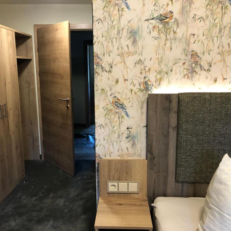 Gasthof Wiesenhof - Deluxe Double Room - 5