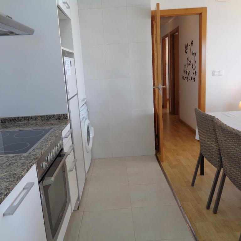 Primera Línea de Playa, Ada Benedicto XIII, Aire acondicionado, WiFi, Parking - Apartamento con vistas al mar - 4ª planta - 14