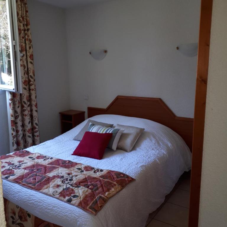 Logis Hôtel Le Céans - Maisonnette 4 Personnes - 3