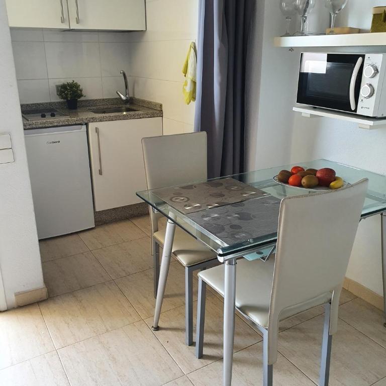 Estudio El Puerto - En el mismo centro de Fuengirola, primera línea de playa - Estudio - 7
