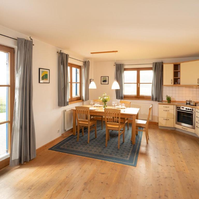 "Haus Bellevue" - Annehmlichkeiten von 4-Sterne Familien-und Wellnesshotel Viktoria nebenan können mitgenutzt werden - Apartment - Erdgeschoss - 4