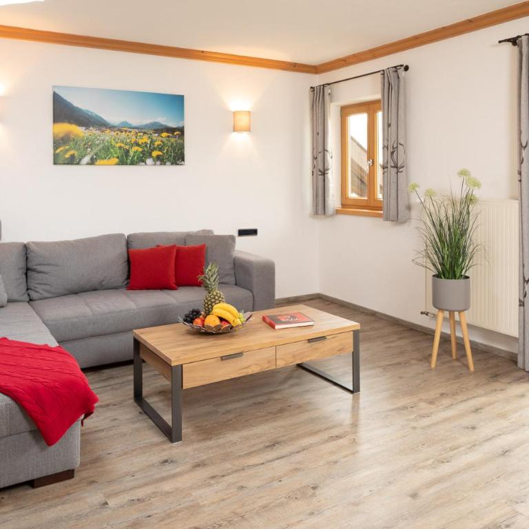 "Ferienwohnung Anna" - Annehmlichkeiten von 4-Sterne Familien-und Wellnesshotel Viktoria können mitgenutzt werden - Apartment mit 1 Schlafzimmer - 1