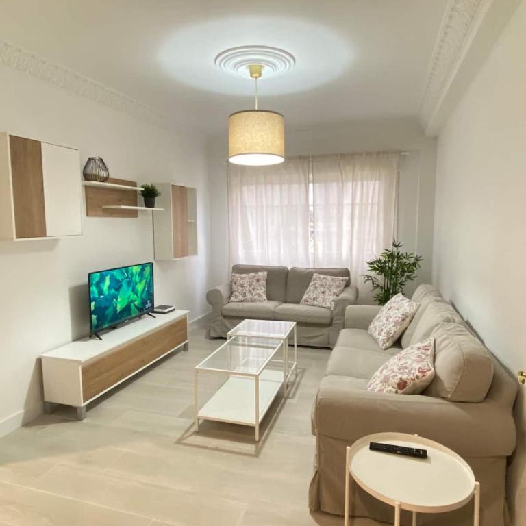 Piso acogedor con estilo nórdico en zona centro - Apartment mit 3 Schlafzimmern - 15