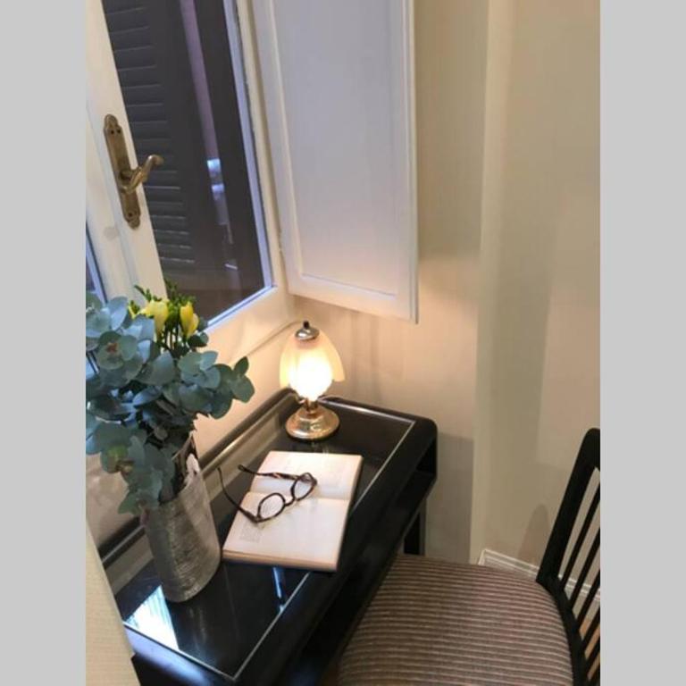 Mia residenza al Pantheon - Three-Bedroom Apartment - 14