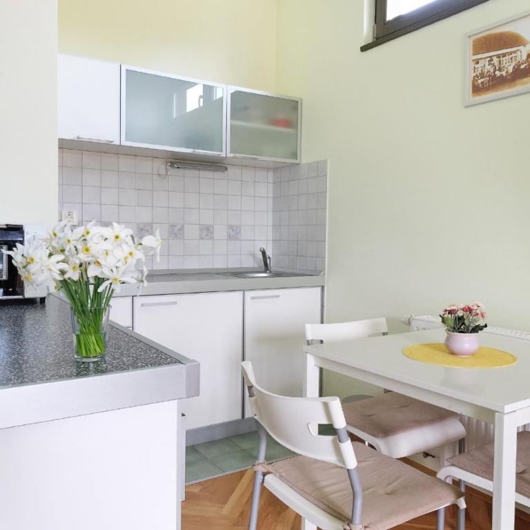 Apartments Bohemia - Apartman - 8