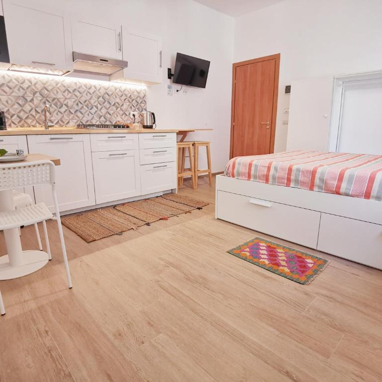 B&B MiraValle Agrigento - Double Room with Kitchen (no view) - 1
