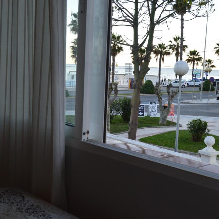 Seafront recently renovated apartments - Apartamento de 2 dormitorios - 12
