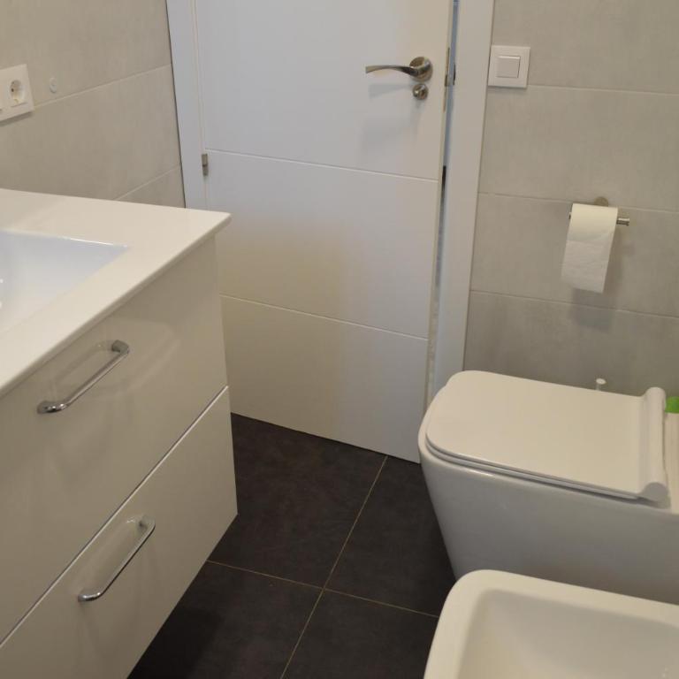 Seafront recently renovated apartments - Apartamento de 2 dormitorios - 20