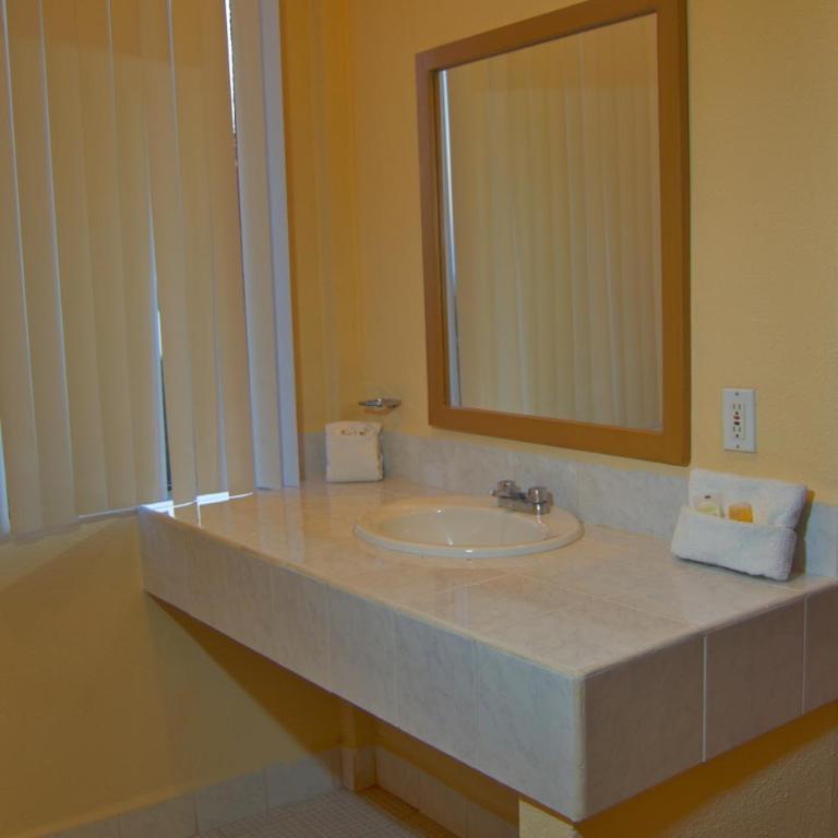 Sunrock Hotel & Suites - Apartamento de 2 dormitorios - 6