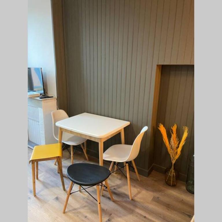 Hyères centre/vieille ville: superbe T2 - Appartement 1 Chambre - 7