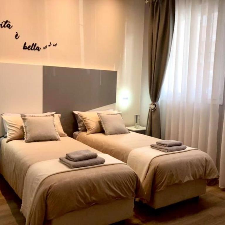 Room sweet Room 2 - Camera Matrimoniale/Doppia con Letti Singoli con Bagno Privato - 2
