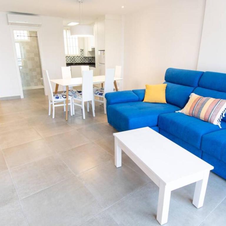 Apartamento entero a 1 minuto de la playa - Two-Bedroom Apartment - 7