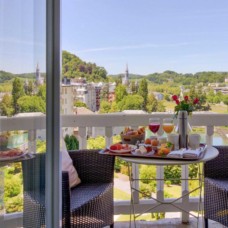 Belfry & Spa by Ligne St Barth - Suite Junior avec Balcon et Accès Gratuit au Spa - Vue sur Sanctuaire - 2