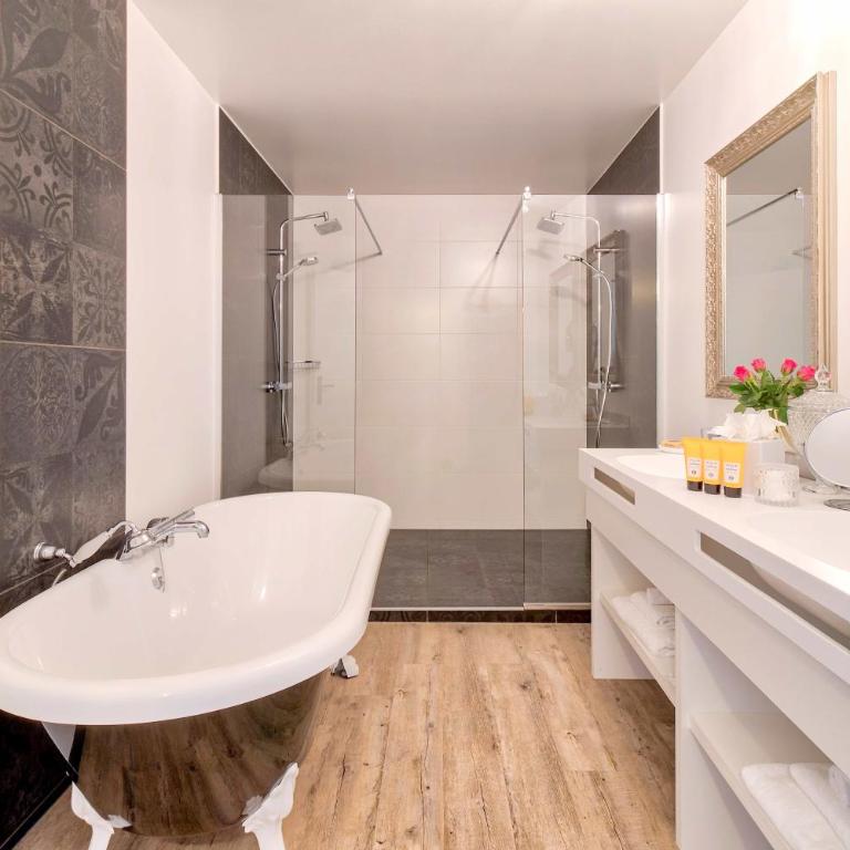 Belfry & Spa by Ligne St Barth - Suite Junior avec Balcon et Accès Gratuit au Spa - Vue sur Sanctuaire - 5