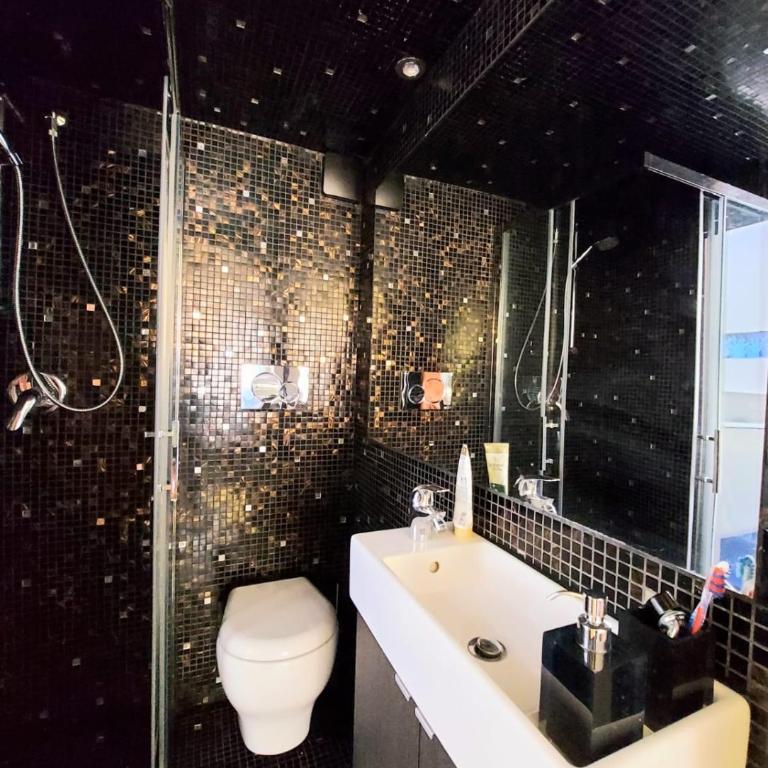 BLU GARDEN FLAT private parking - Appartamento con Vista Giardino - 23