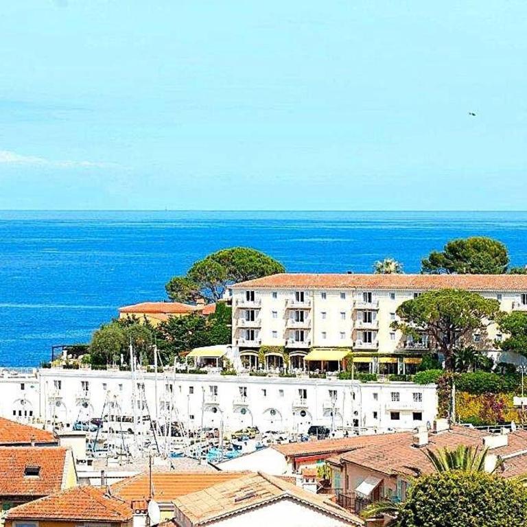 AMAZING SEA VIEW APARTMENT with Private Close Parking - Apartment mit Meerblick - 7