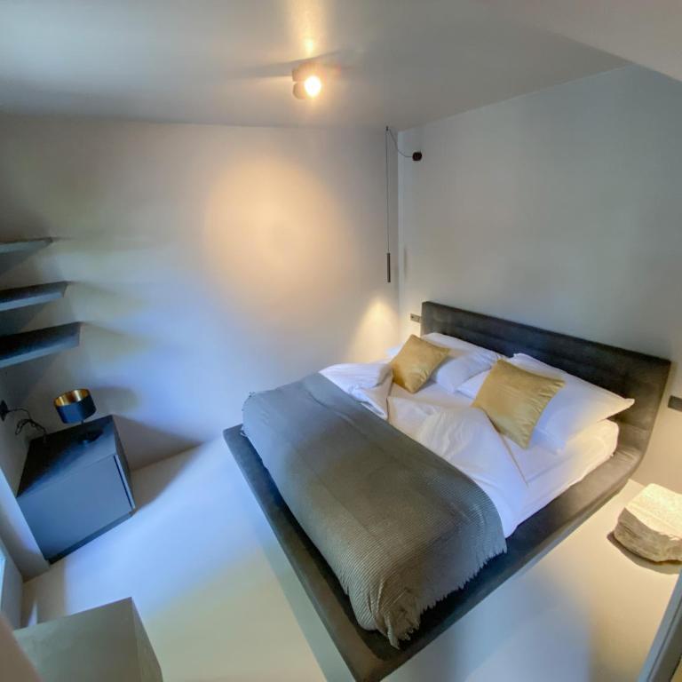 Stufels 7 Design Apartment with Brixen Card - Two-Bedroom Apartment - 34