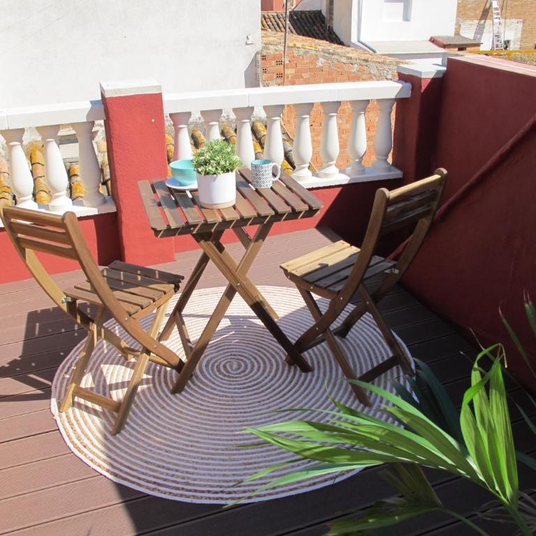 Vestal Suites Classic Adults Only - Apartment with Balcony - 11