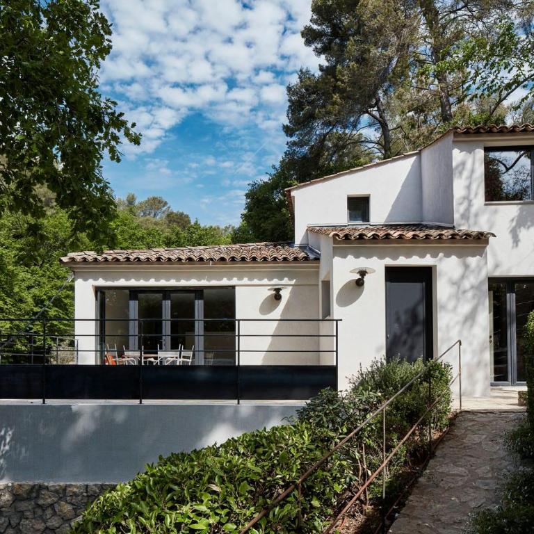 FONDATION CAB St-Paul-de-Vence - Chambre Lit King-Size - Vue sur Mer - 1