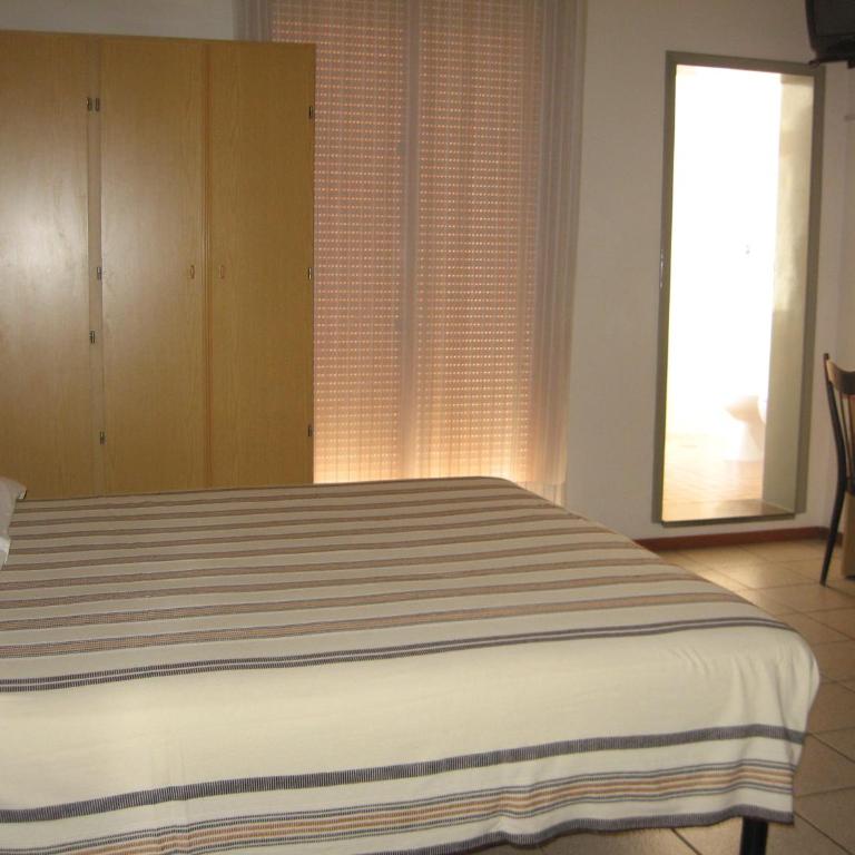 Hotel Eleonora - Camera Tripla - 3