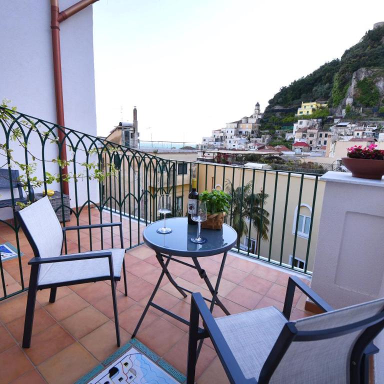 Antica Residenza Amalfitana - Camera Quadrupla Deluxe - 1