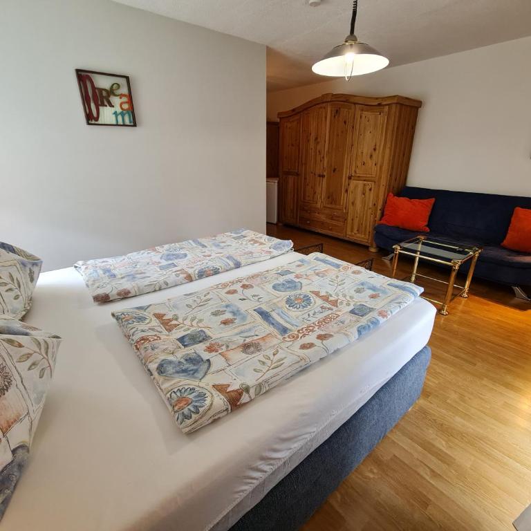 Camping Gasthof Zirknitzer - Doppelzimmer mit Balkon - 3