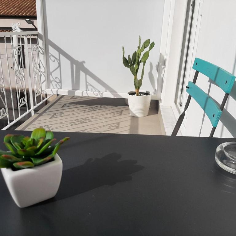 B&B JOELE - Deluxe Double or Twin Room with Sea View - 1