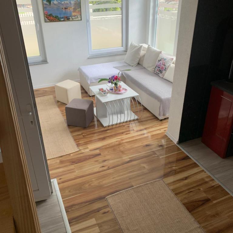 Nisa & De Apartmani - One-Bedroom Apartment - 80