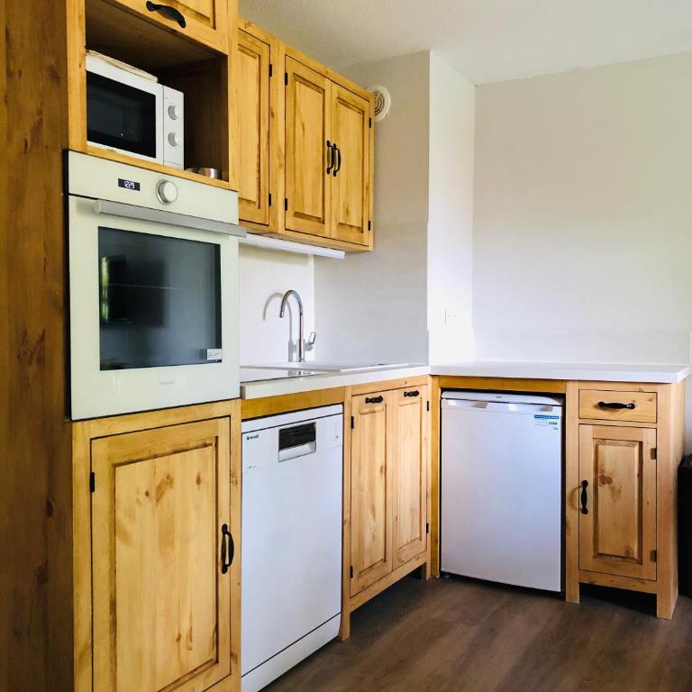 Le Chalet d'Aurouze 103, Appartement 6 personnes - la Joue du Loup - Appartement 2 Chambres - 5